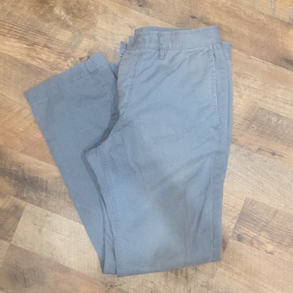 Men’s Gap slim cotton chinos